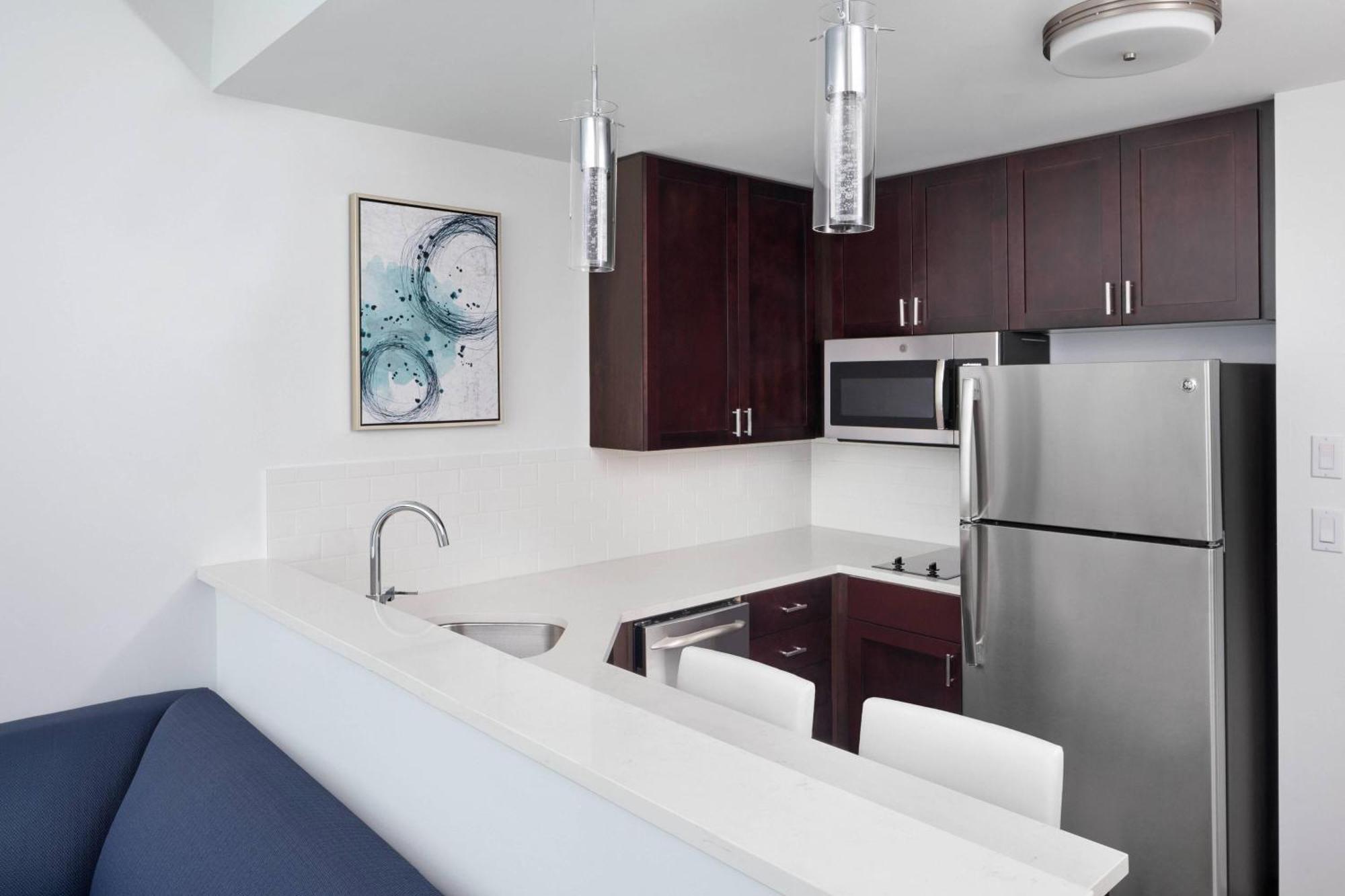 Residence Inn By Marriott Stamford Downtown Экстерьер фото