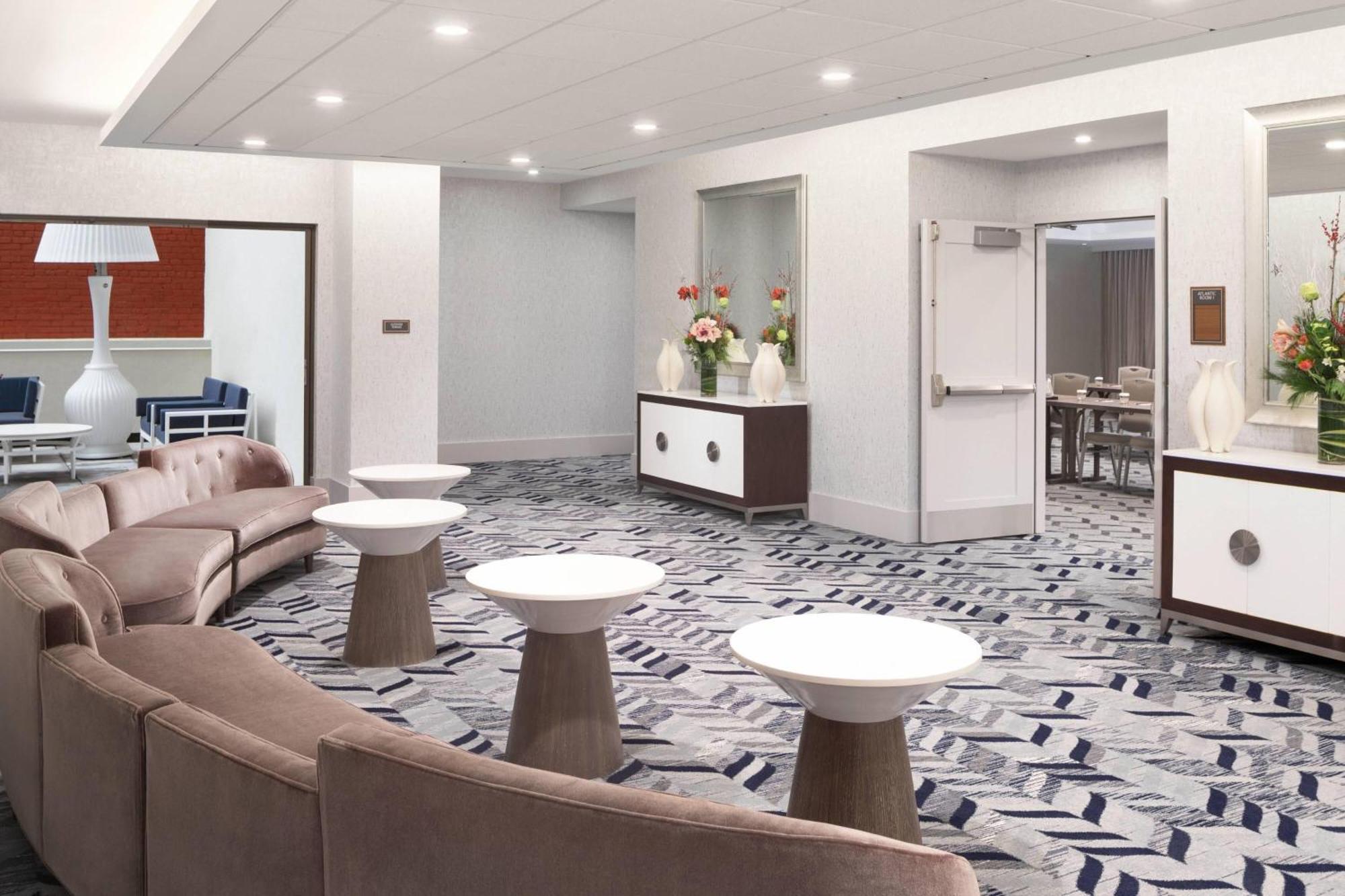 Residence Inn By Marriott Stamford Downtown Экстерьер фото